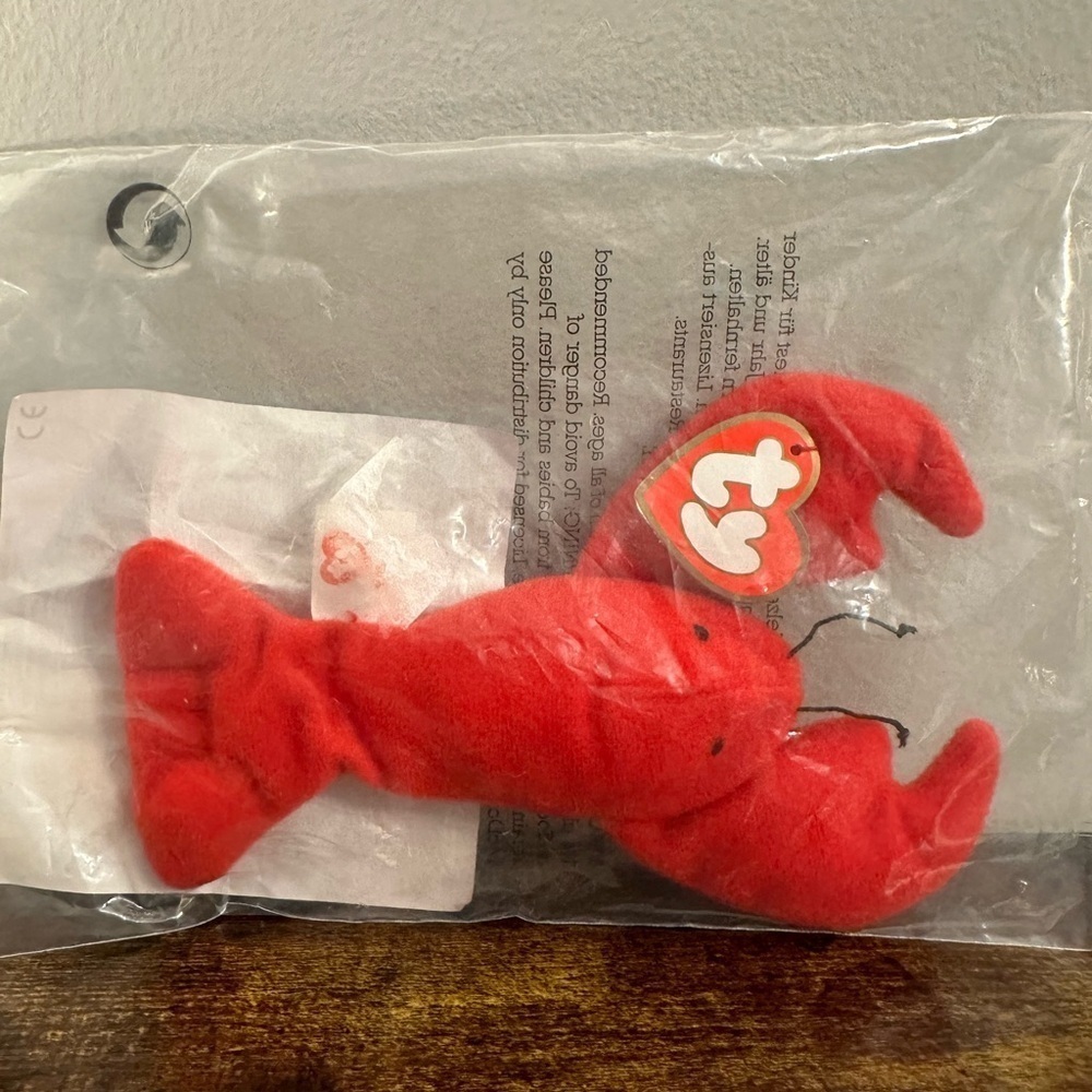 McDonald’s Ty beanie baby pinchers the lobster